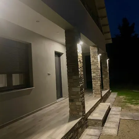 Coastal Vista Retreat 2 * Néosz Pandeleímonasz