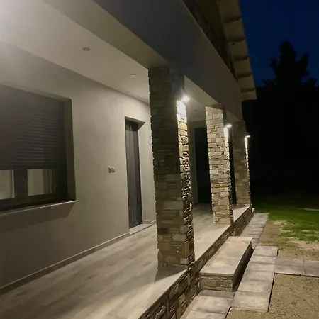 Coastal Vista Retreat 2 * Néosz Pandeleímonasz