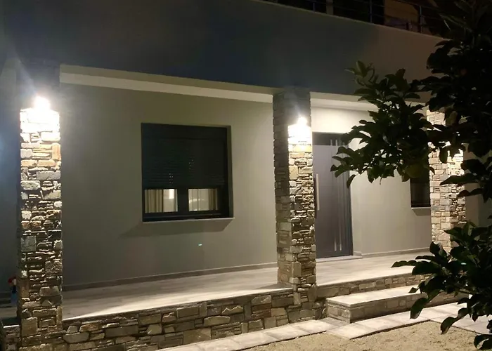 Coastal Vista Retreat 2